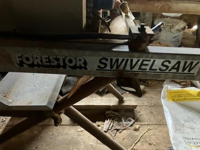 SWIVEL SAW