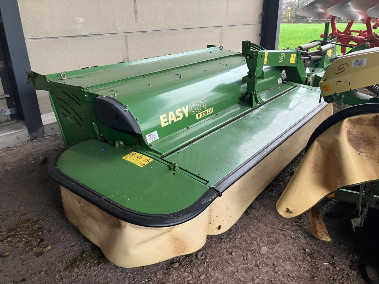 EASY CUT R320CV MOWER