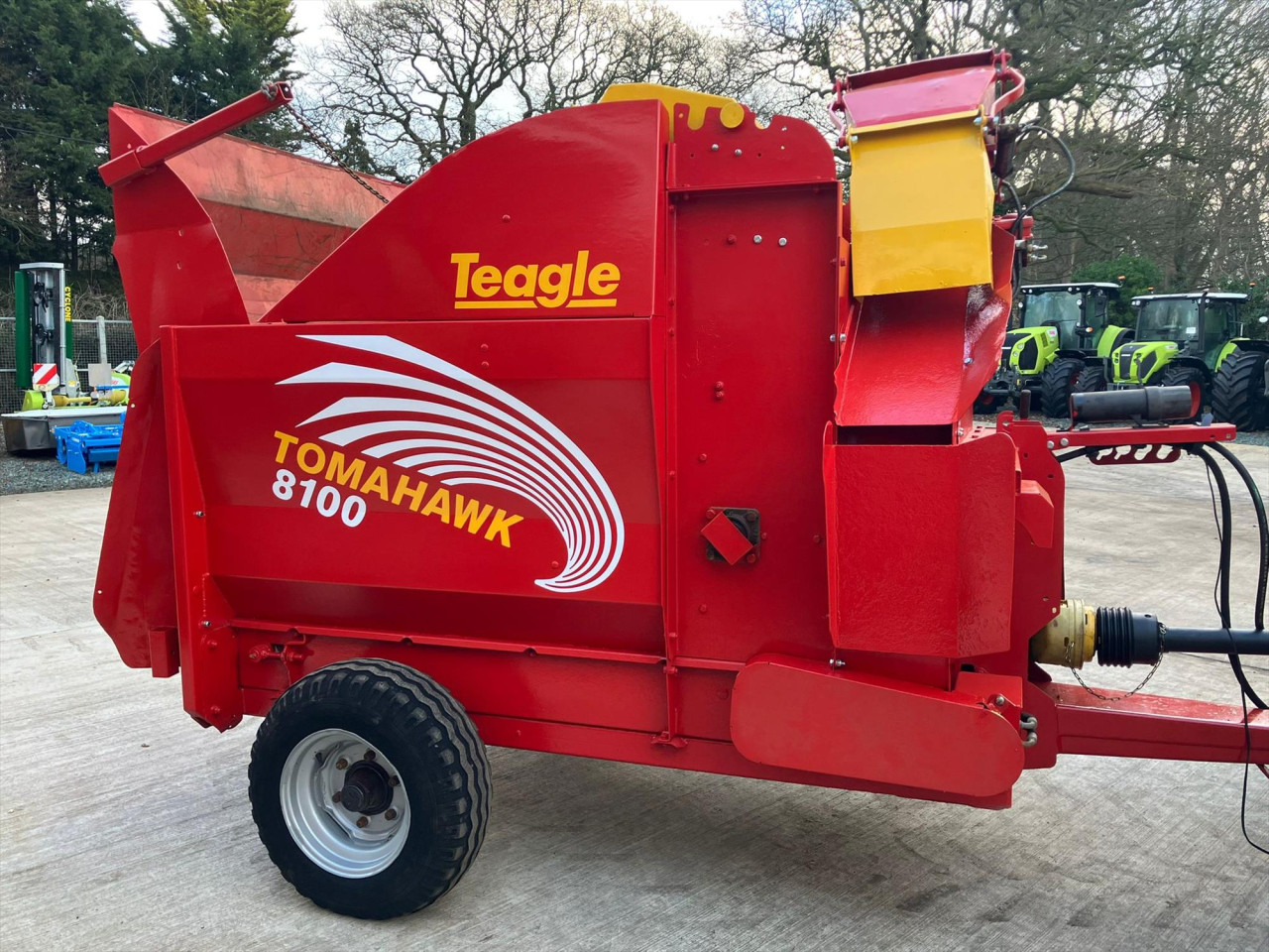 8100SC TOMAHAWK BEDDER/FEEDER