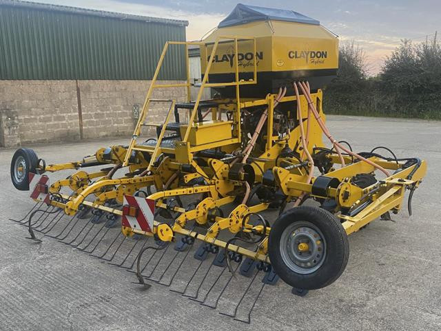 84117c3e-1406-4774-a624-f551c9d575f9