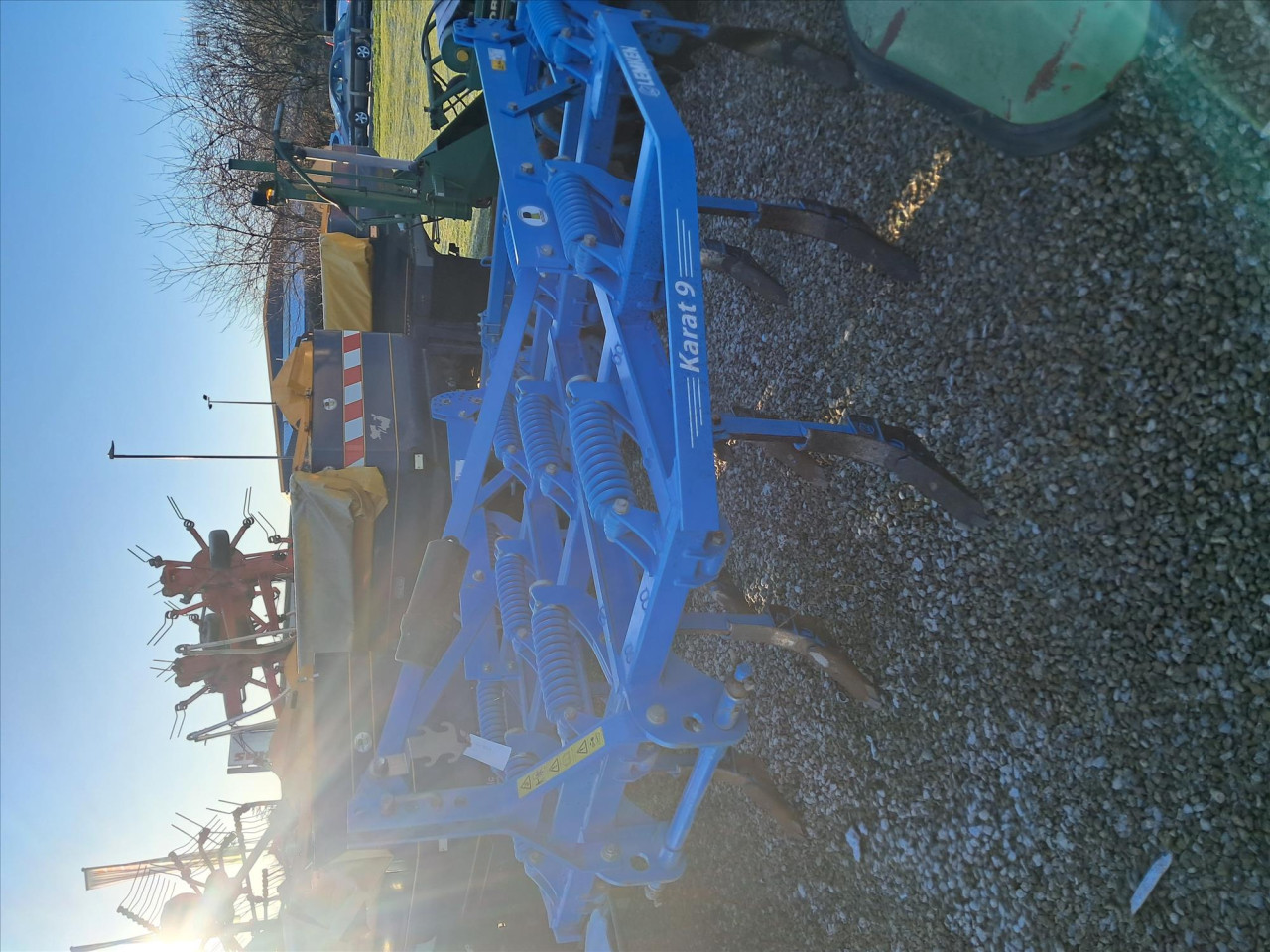 e913d976-528e-4e90-9a03-11235221730a