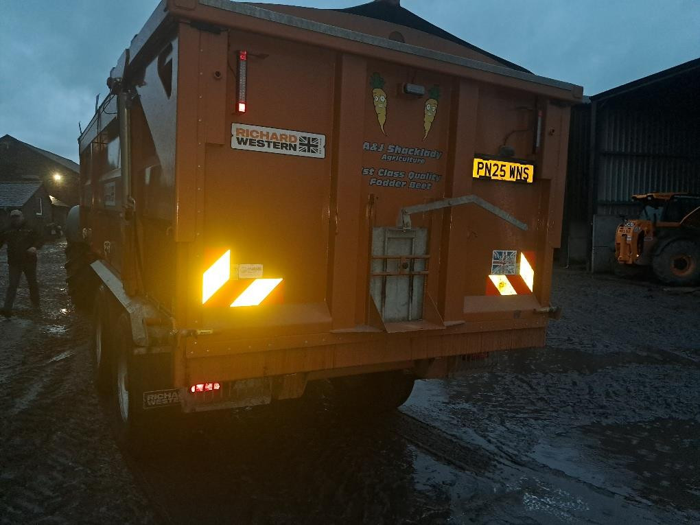 f554e38a-dd29-48dc-bceb-6005cda3e0c2