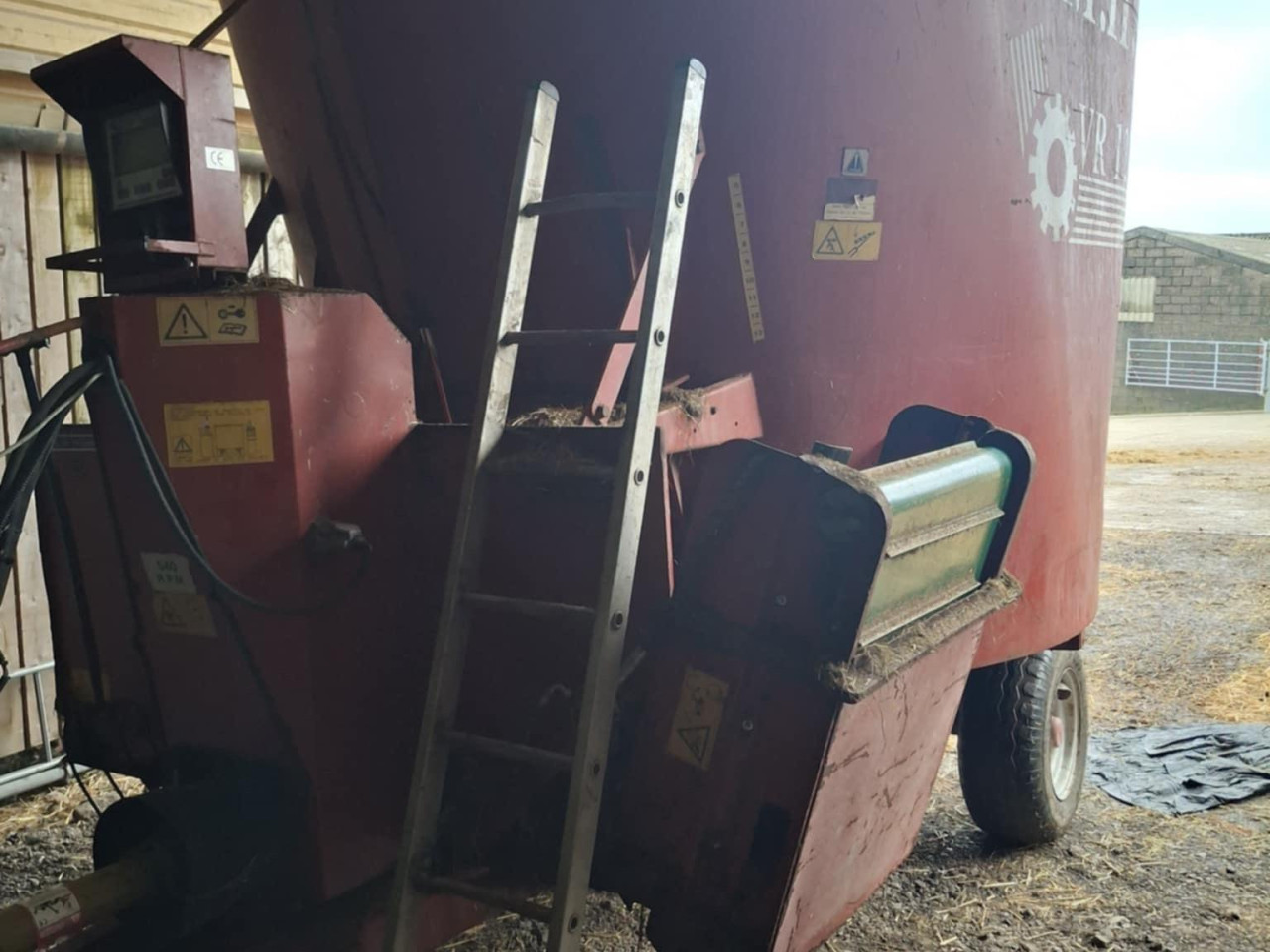 e6937c5e-de71-48d3-b04d-37234bad27ec