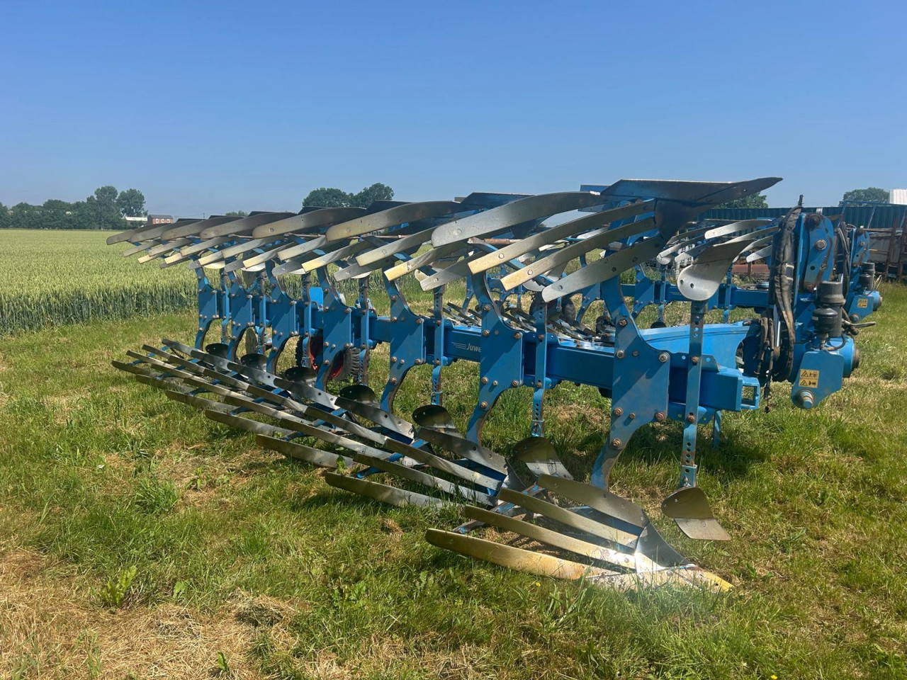 a961bcf7-3eef-4e1b-84ef-ac42996b23ce