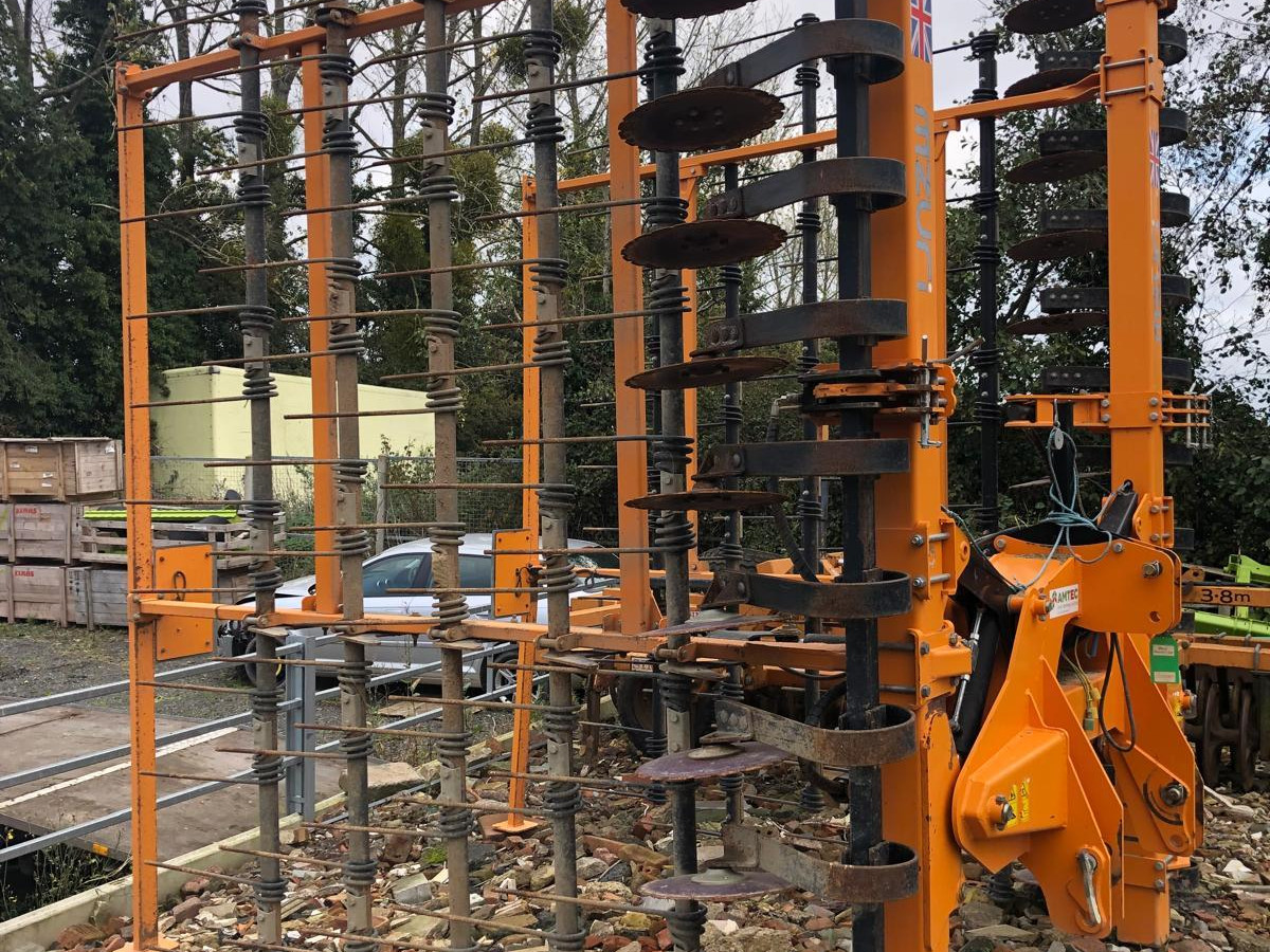 d09b44d5-e461-4b90-bd0c-89258b50c209