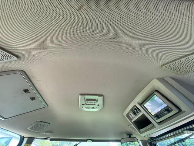 ad693fb3-e995-4e50-8274-68b5773a4ff9