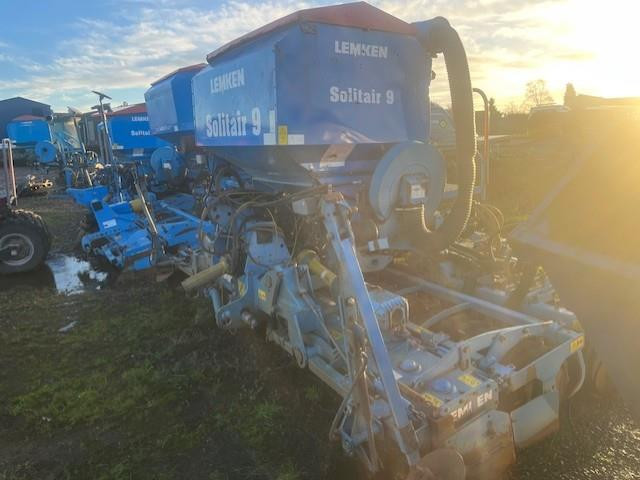 9acb7dd9-e169-4415-90af-20212bb497fd