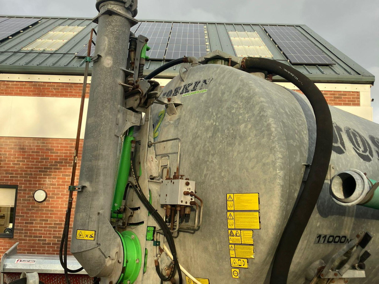 b5f7542e-8a90-4b68-b691-8f7c19e1044c