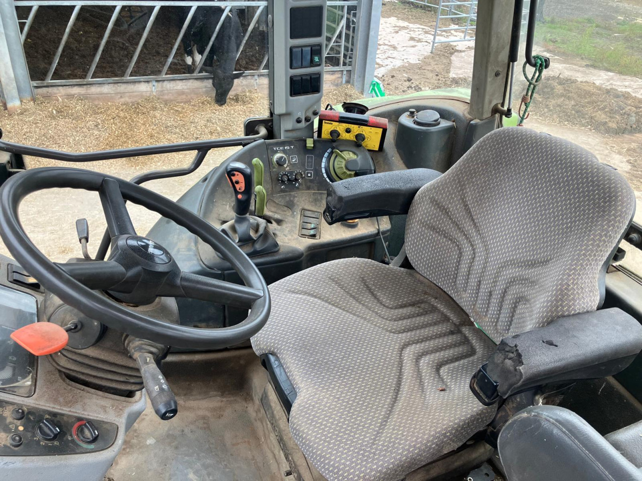 f0d1c997-390d-41d9-a3da-352967661094