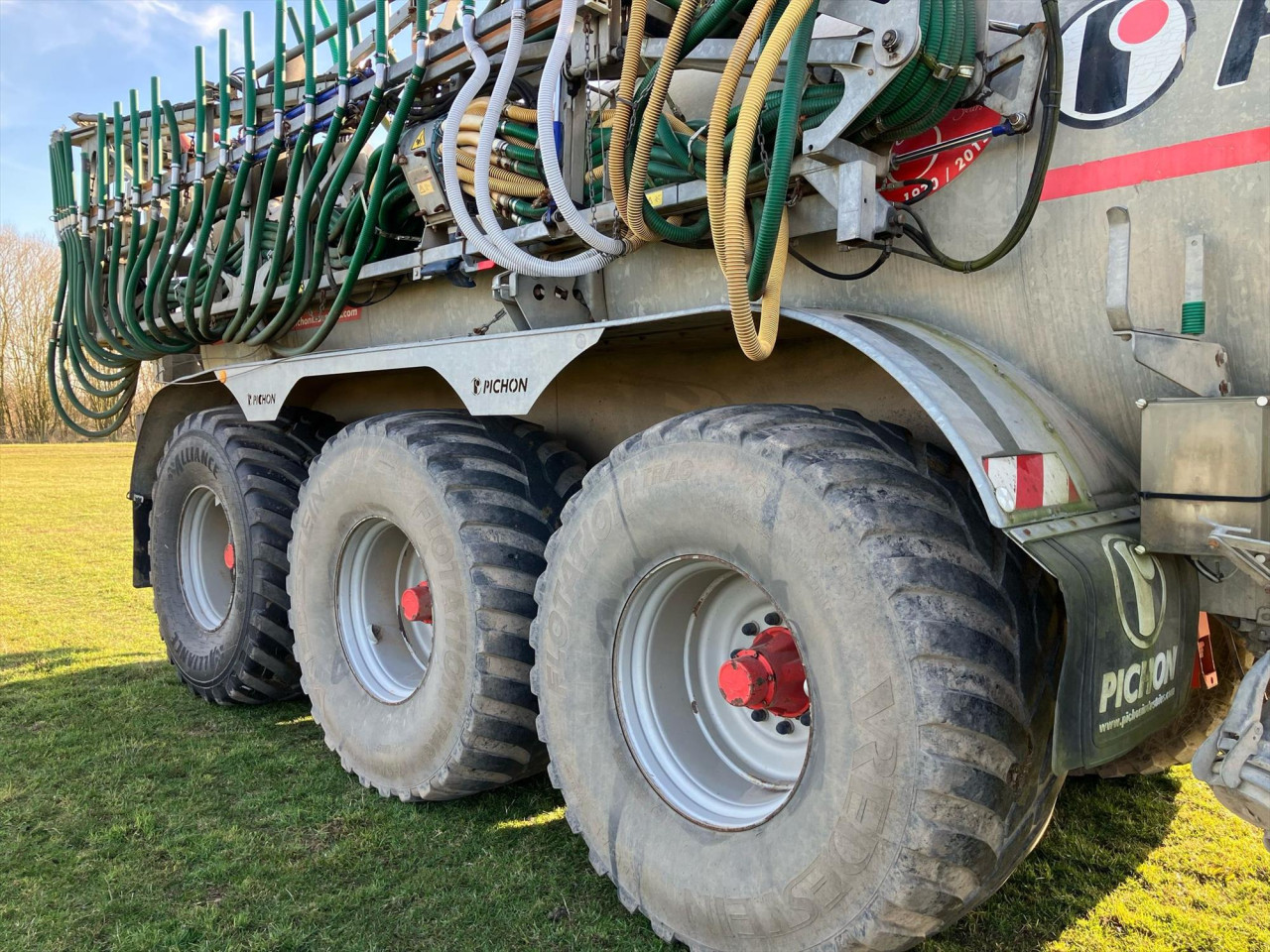 a1af8e2d-f00f-4dbd-a7a3-fa67db55d62b