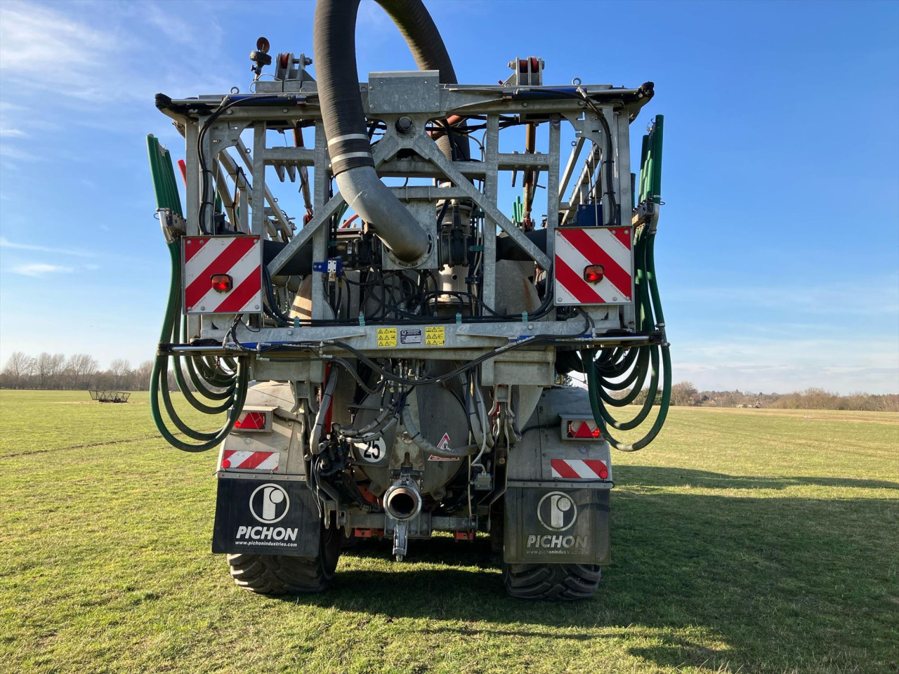 303b8629-cb77-474a-9c44-3f6f771837da