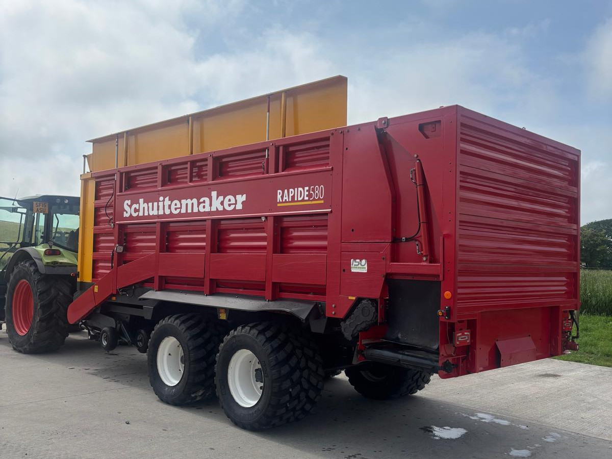 b0ee96f3-7c2c-4a69-b5d7-6693ae3199c2