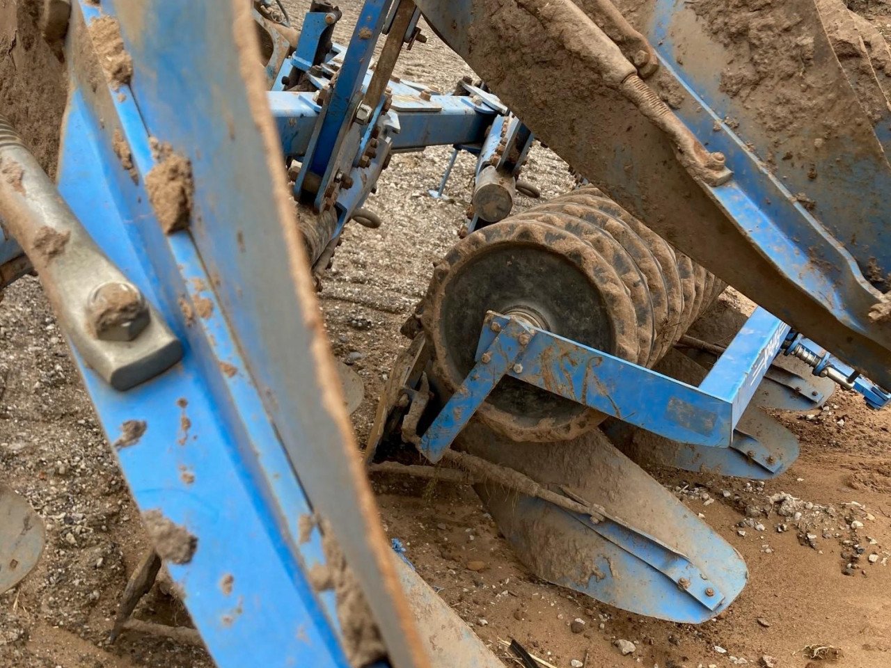 b0674db4-eddb-4ffe-8c48-580177226919