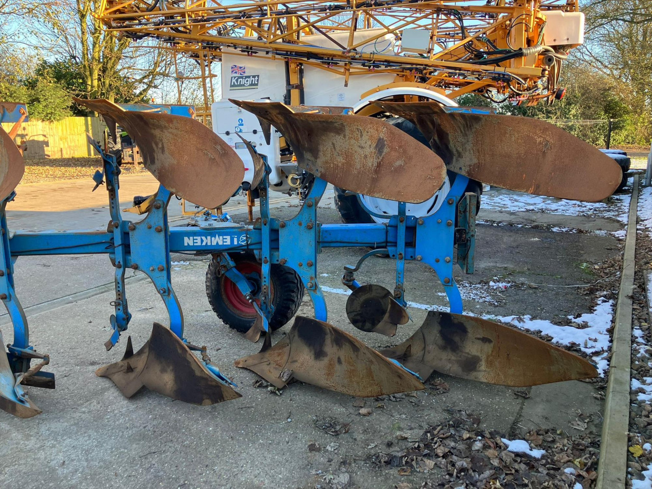 4f97170b-fcb1-4a1d-bf8f-0510aacac253