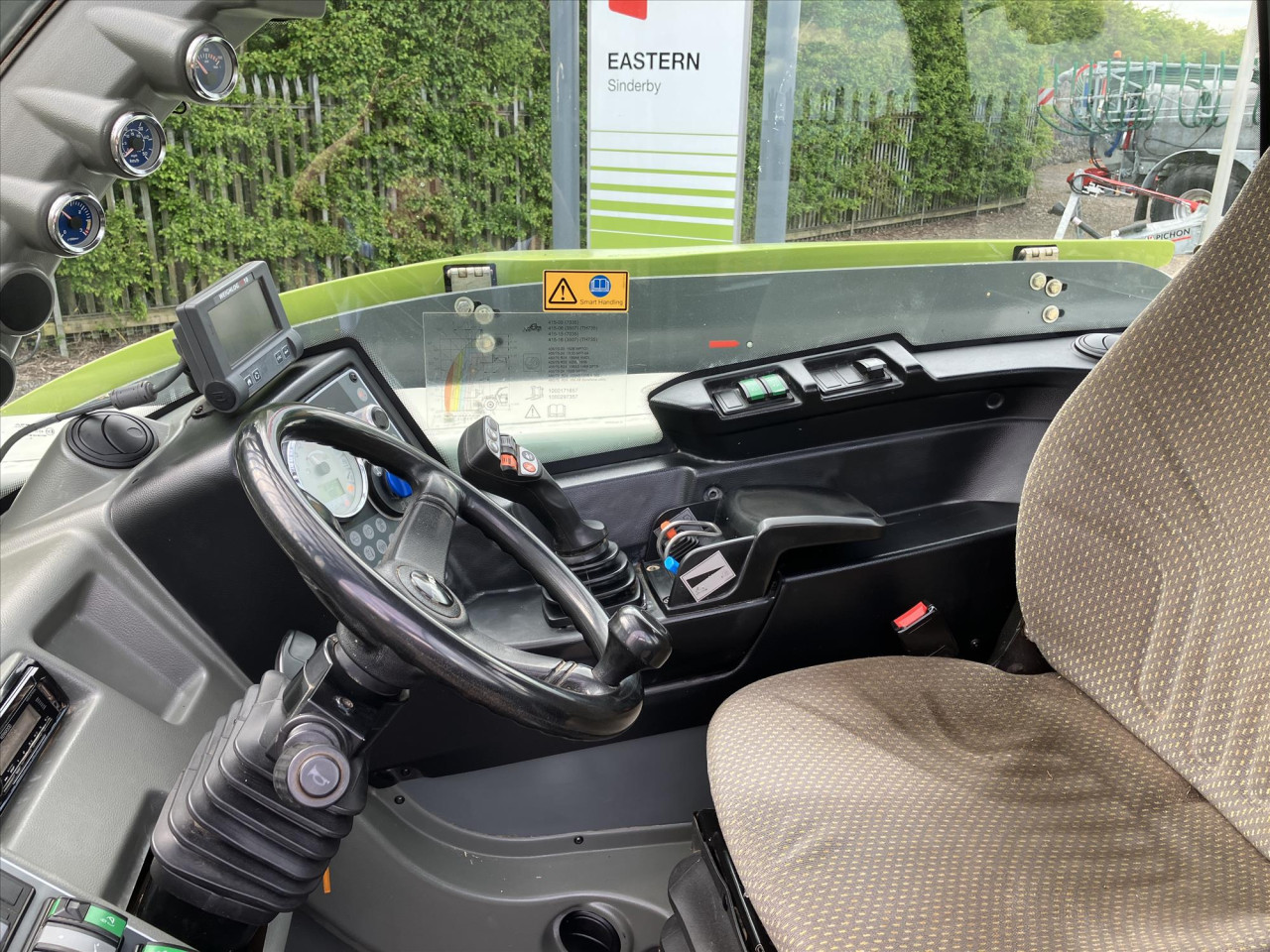 249109a2-b5f6-4f23-8ecc-da2a95d311e2