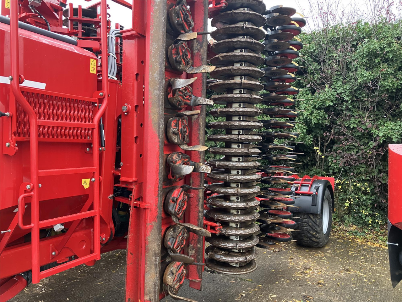 8f3675ef-b883-4790-b142-bf2c495993df