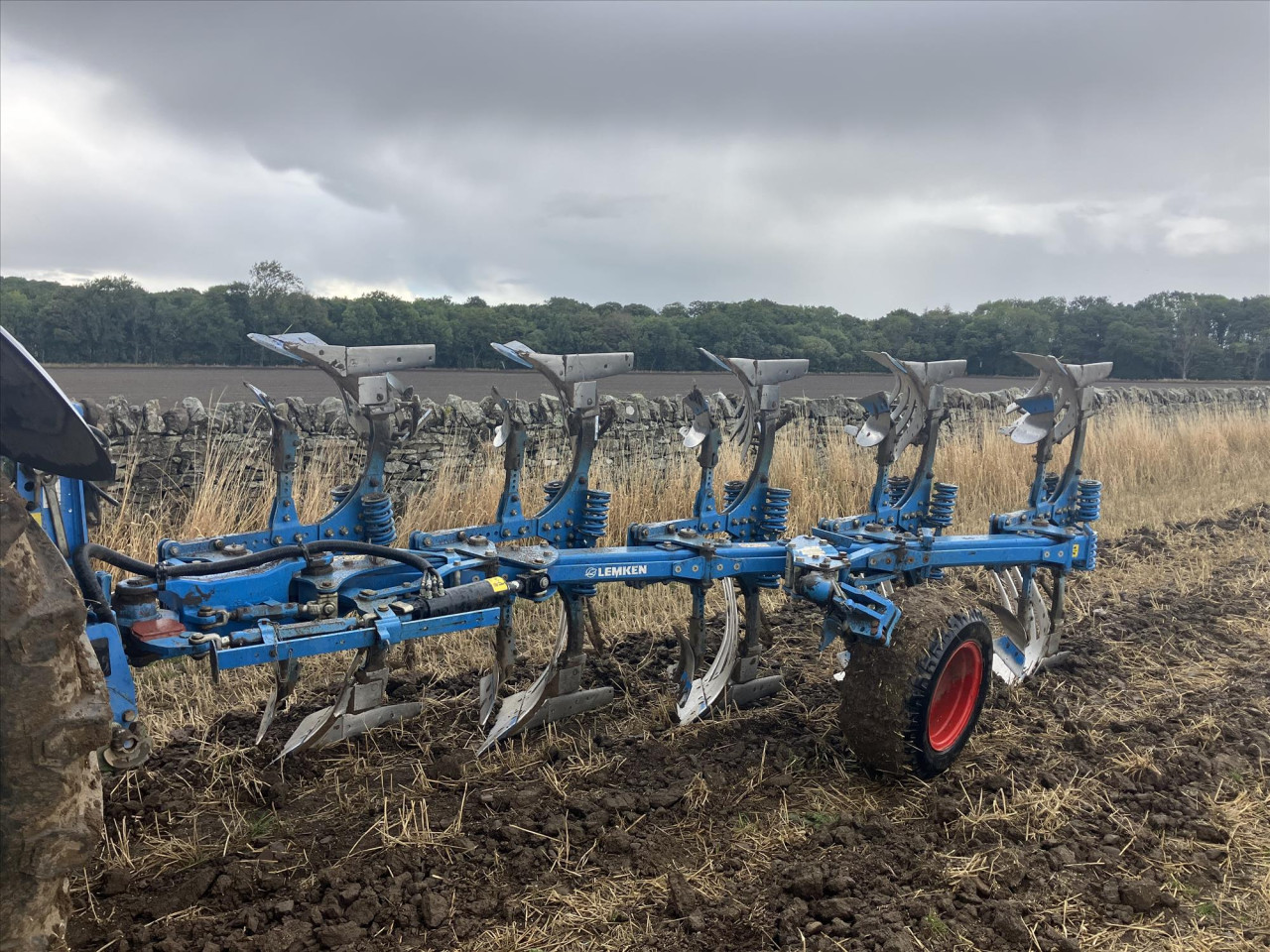 4cfdf4c7-64f6-489c-aaf8-4c74cbe07993