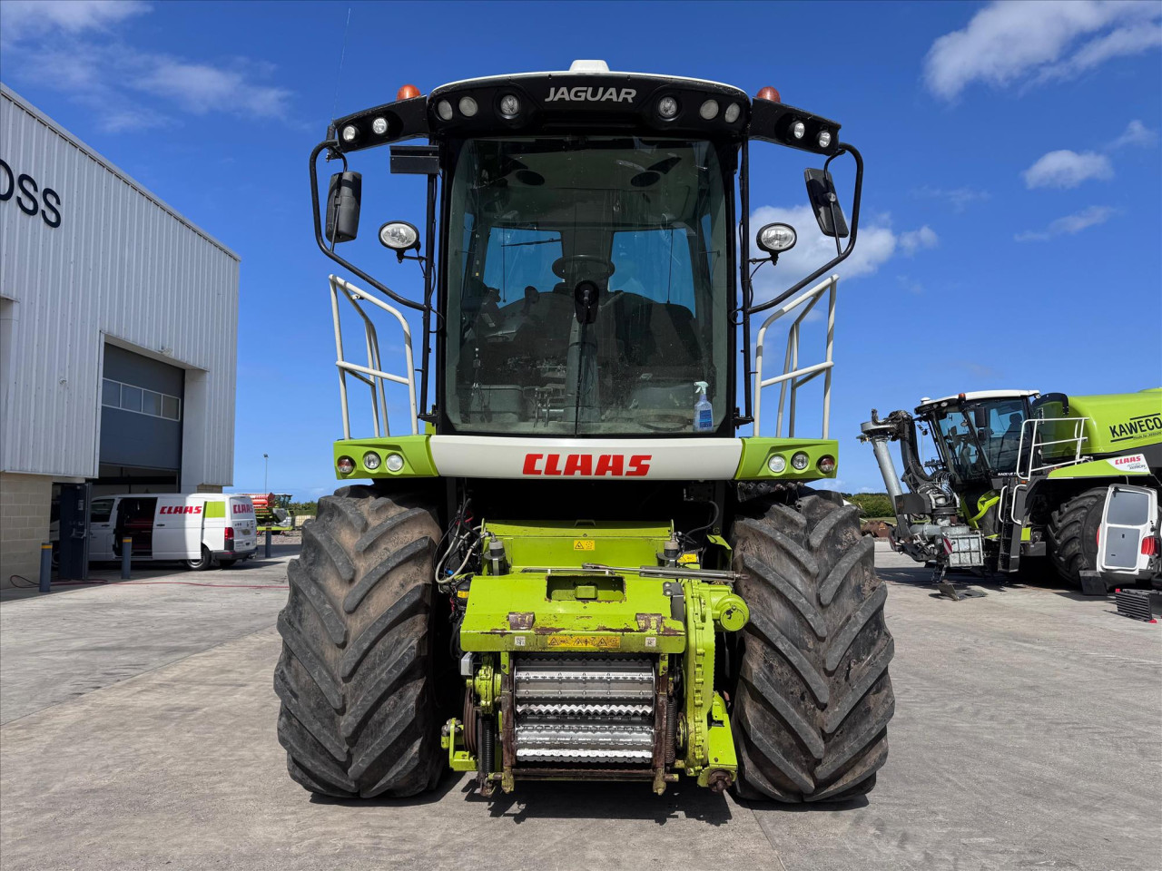 ee6beec1-c652-443d-a765-e03c8d04fbdd