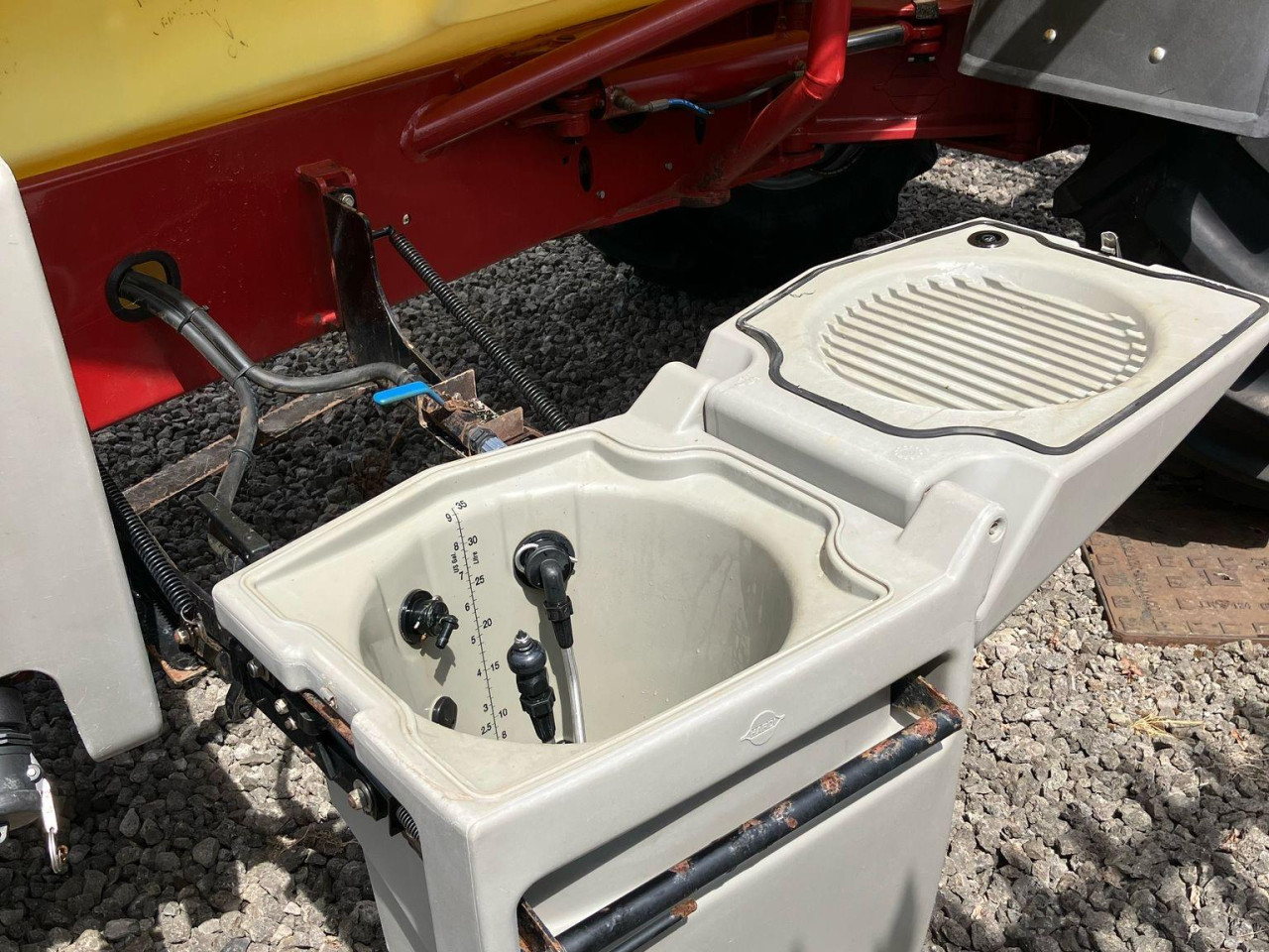 f55645bf-ab50-4811-898a-1e931d4d4b27