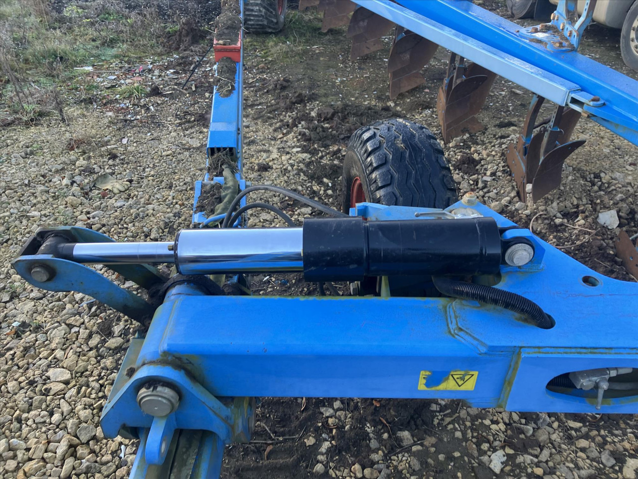 74b29529-6558-4583-b1aa-952001410df9