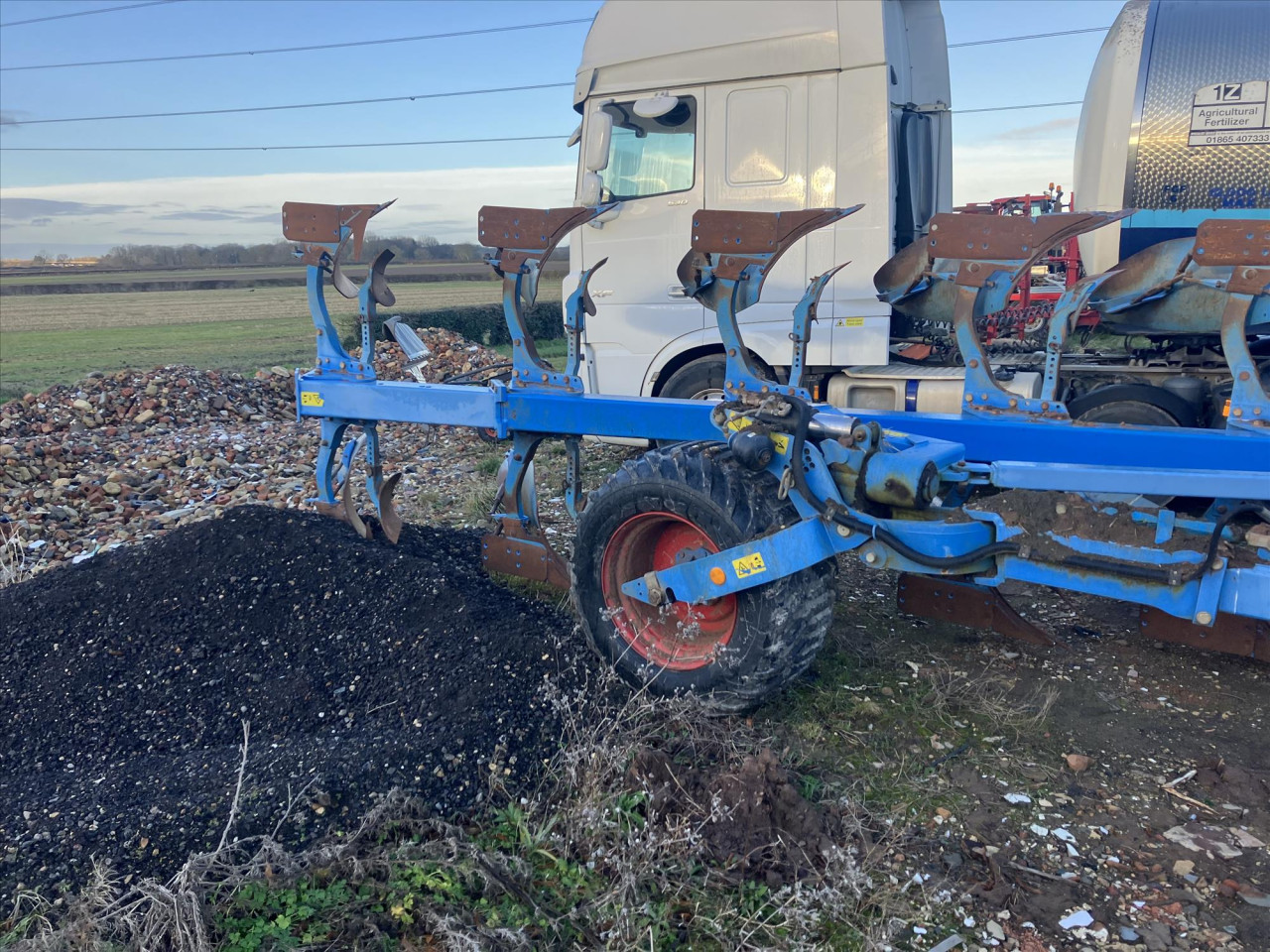 f12dc572-ad23-489a-bca7-7380704ac3c9