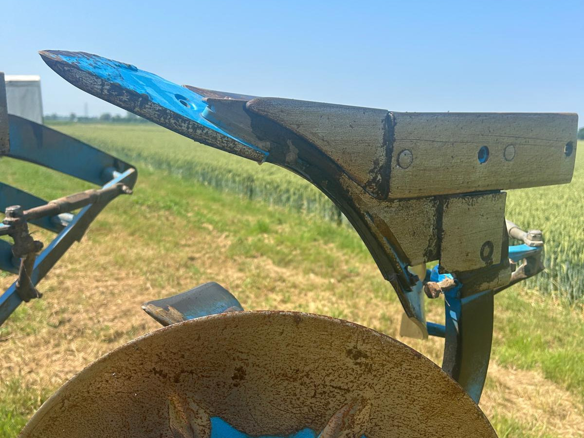 55b259d6-c0f3-434c-9291-db6f45c4820a