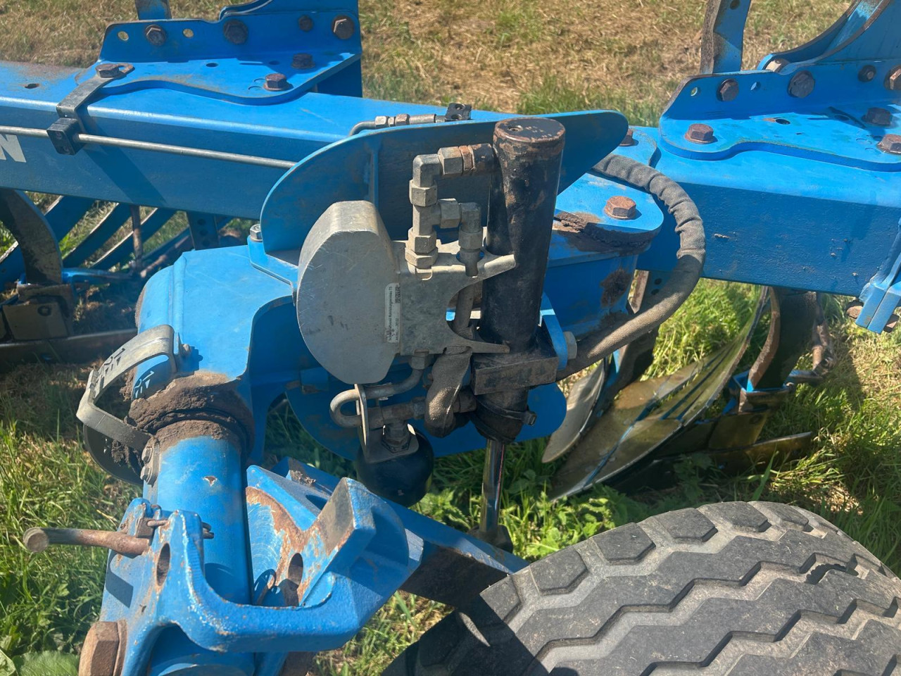 a6736b1d-088e-4c67-87ce-9b805403e383