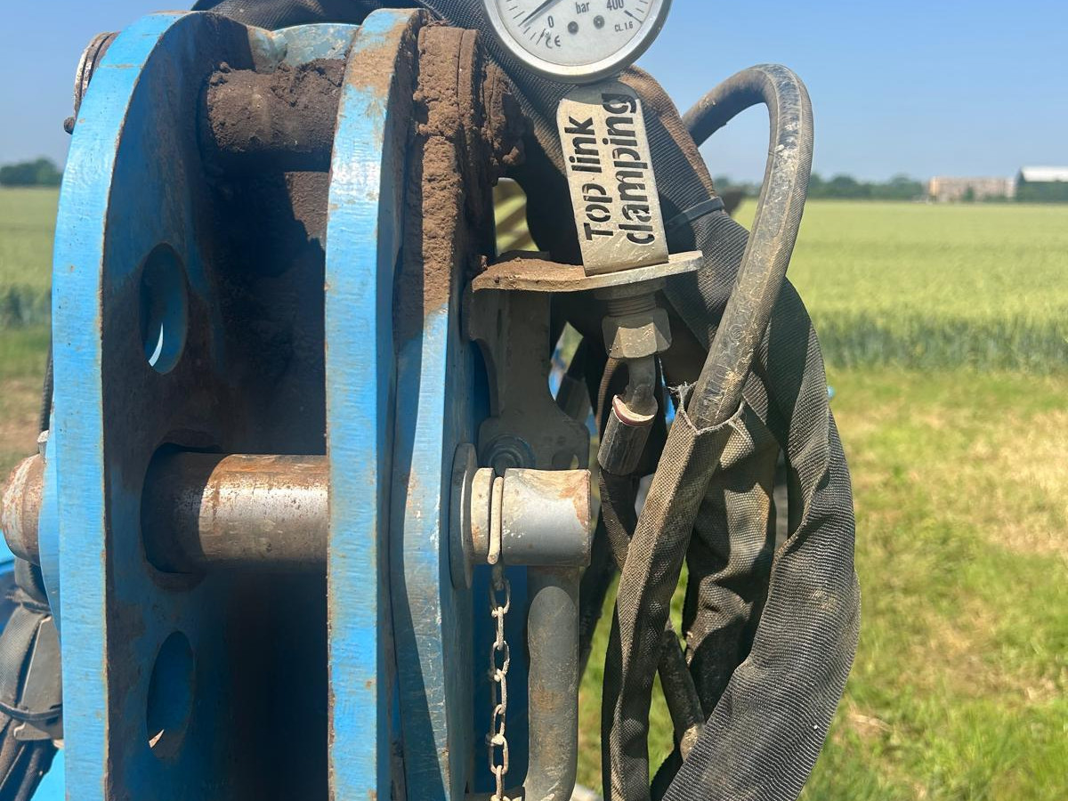 6b02c94f-571d-4ba5-91df-6acfe3dab154