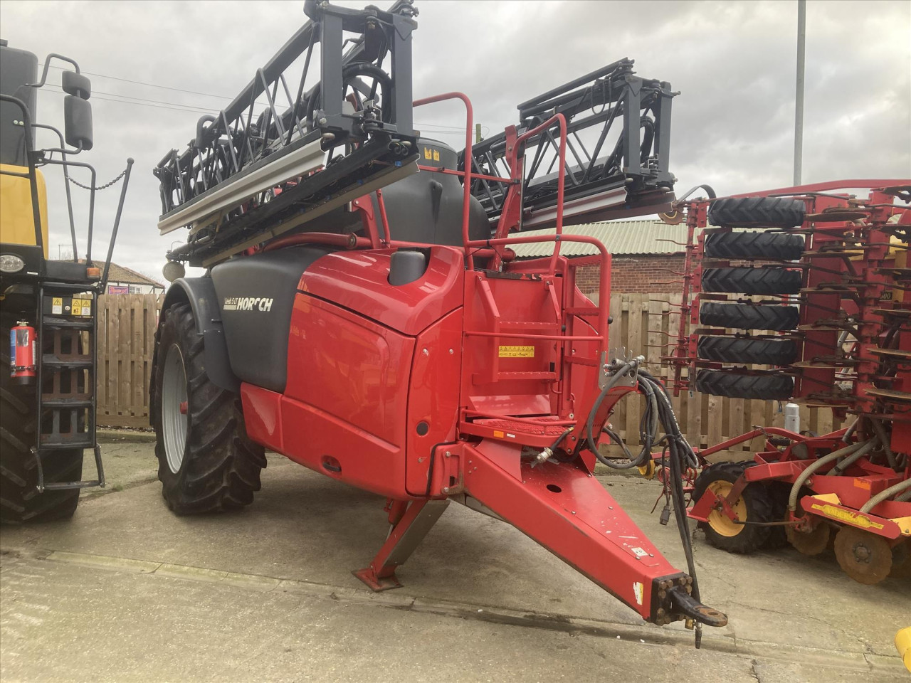 ca8fc9b9-7de7-4697-819a-2c7cb2cb4973