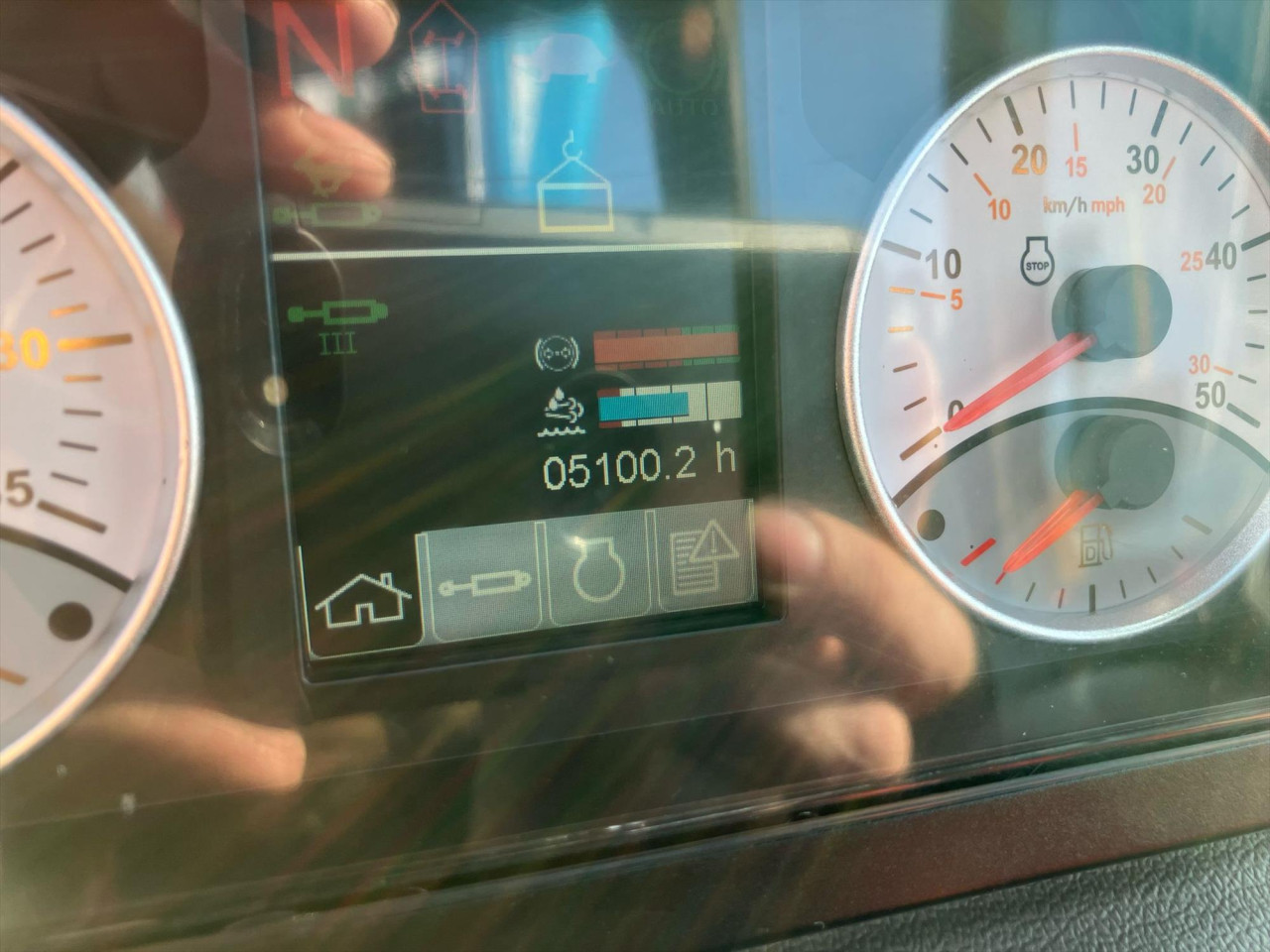 37e2b789-8049-4b31-a197-24e131c350e3