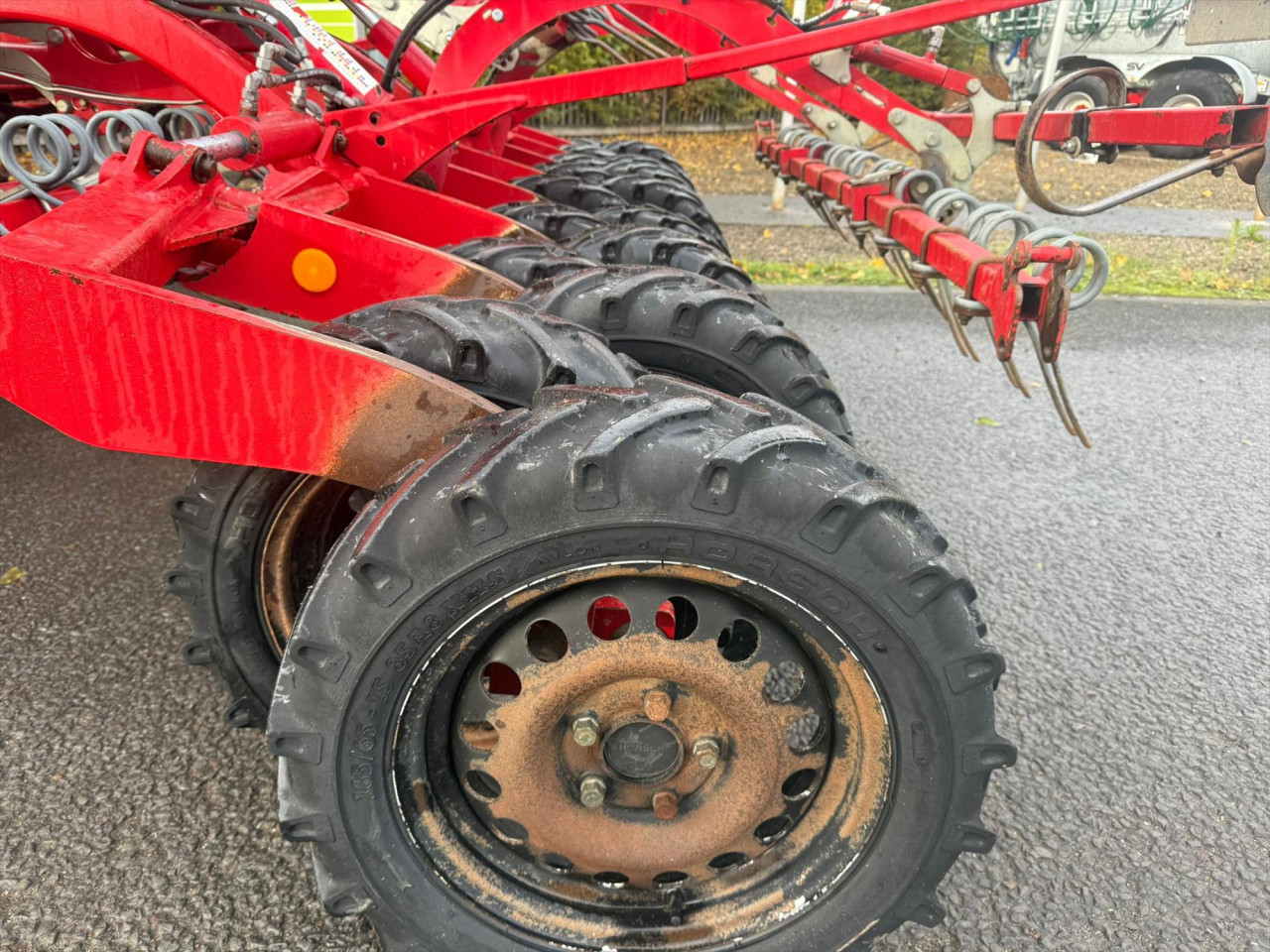 e875e581-6901-435e-8faf-ecbc1ab32ab1