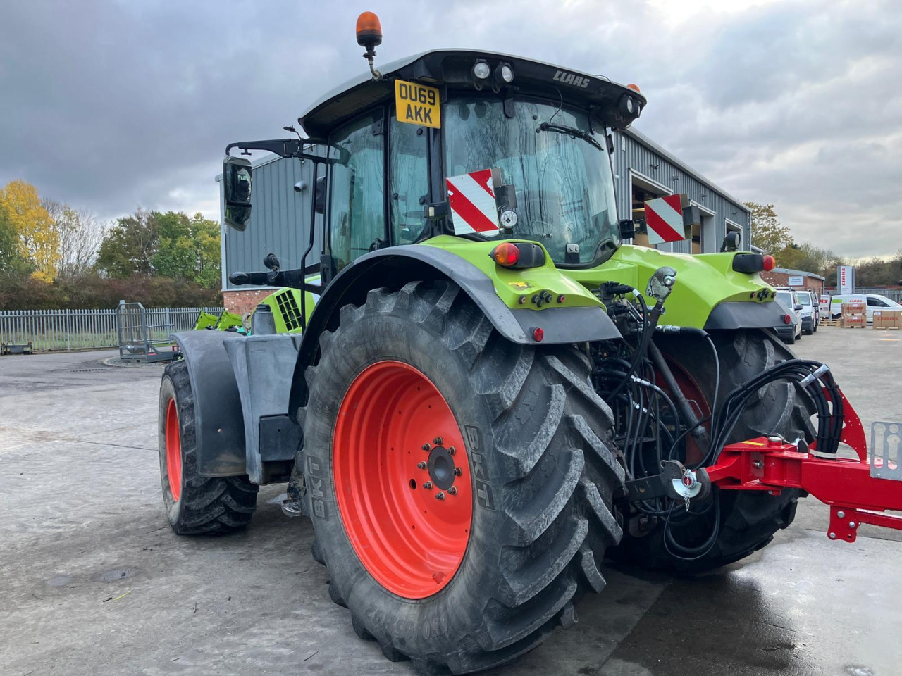 ed45bcfc-d6bf-4e40-a150-ba08ec5a6e1c