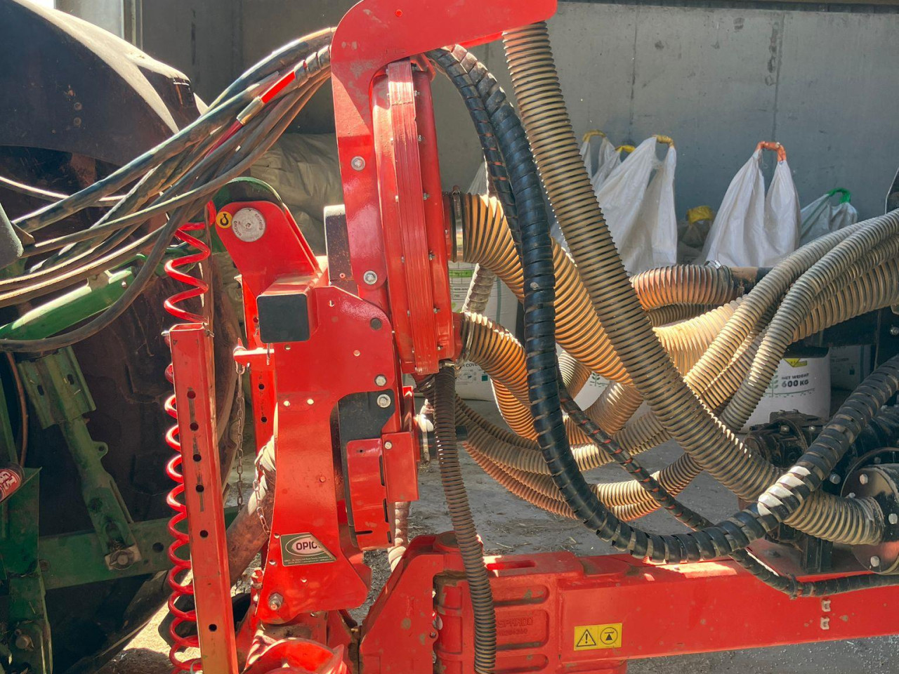 9b9777c1-51a2-425b-b87f-d58c5c690ba3