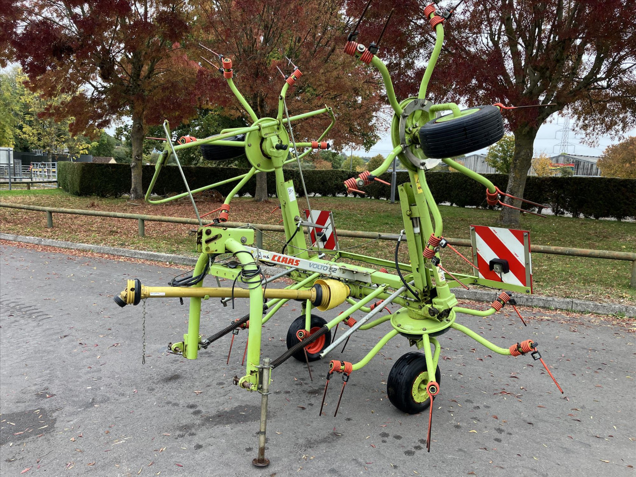 b8d2469b-64dc-48fc-a86a-6a911f958a2d