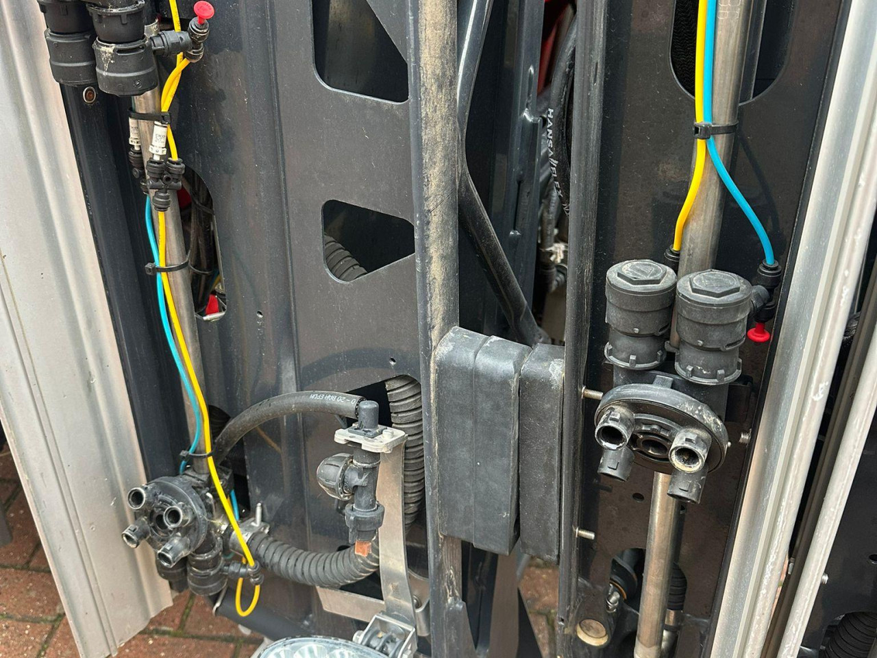 3832750e-139f-478c-b471-59082f571fe5