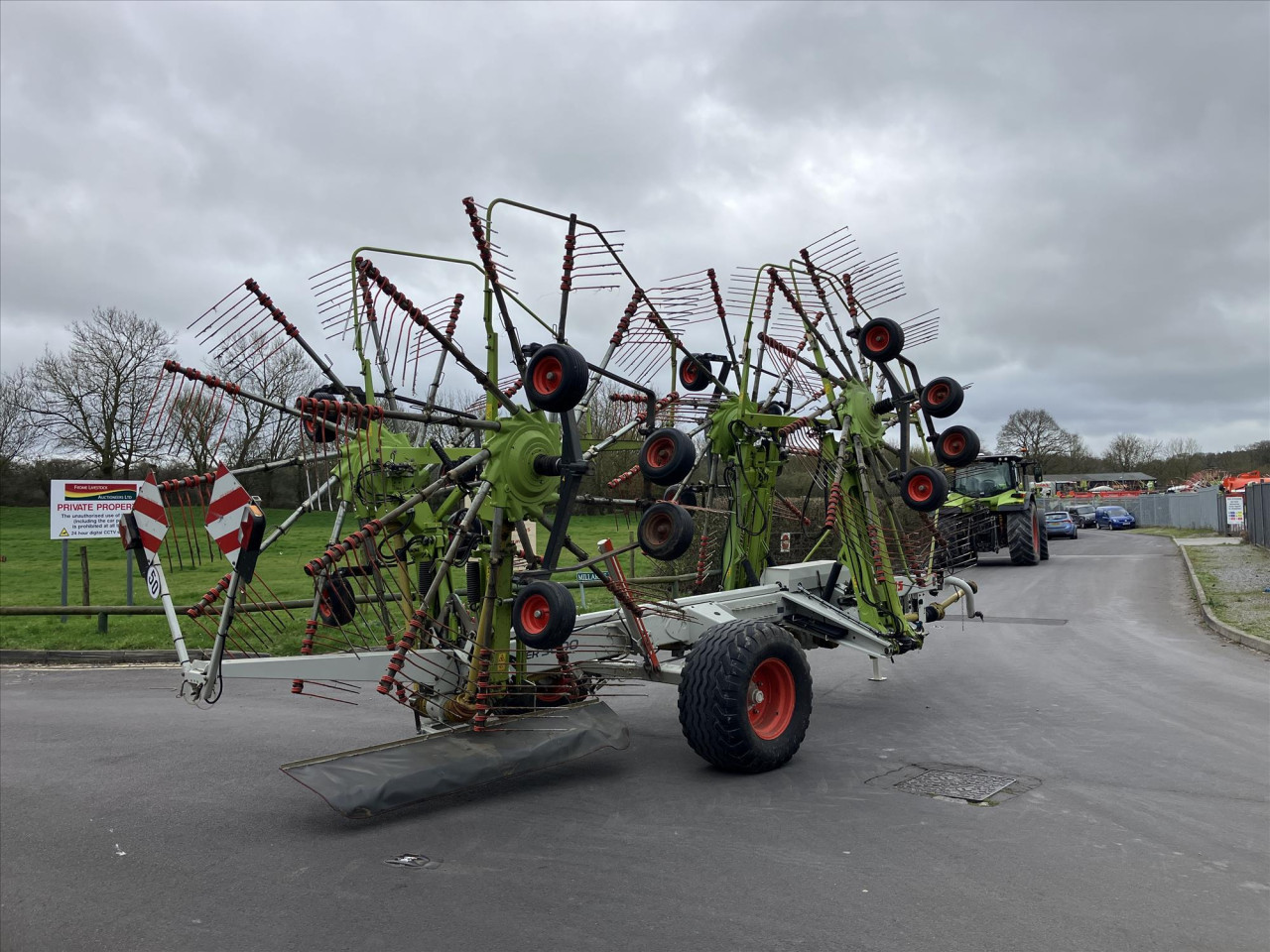 32150303-7e9c-4de4-a04a-e007a5e49e60