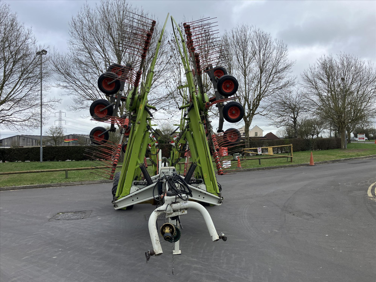 2a406f21-bec2-44a0-b2a8-f61f93a724b4