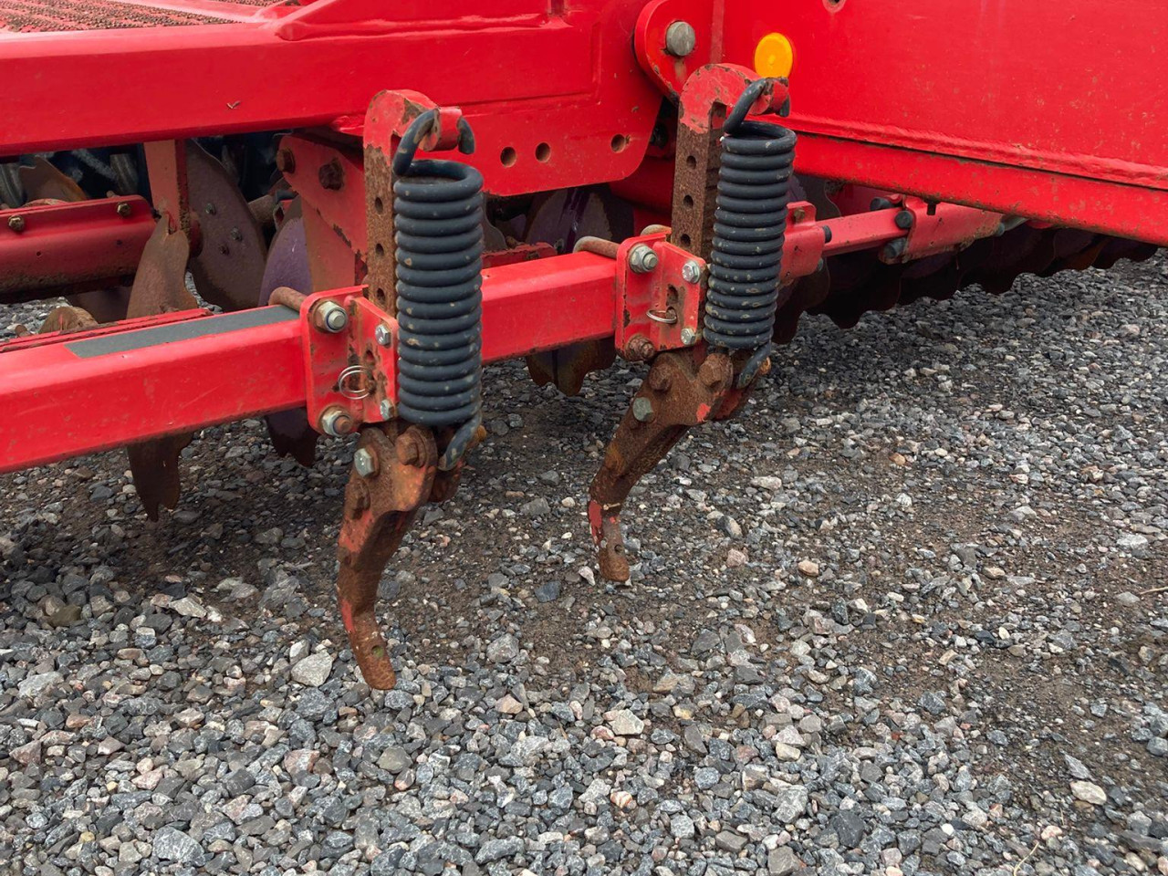 d5dda655-db13-4ef5-8690-5072468b6643