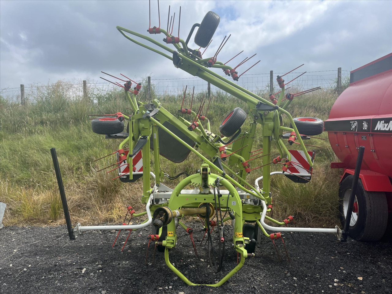 17aaef99-5471-403d-98cb-3a39ff48f000