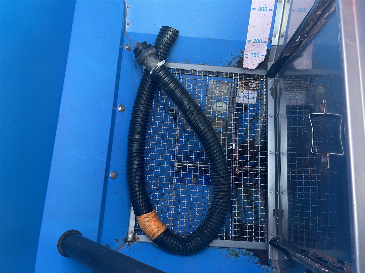 a813662b-5bbf-4fda-9b48-1a2dab366518