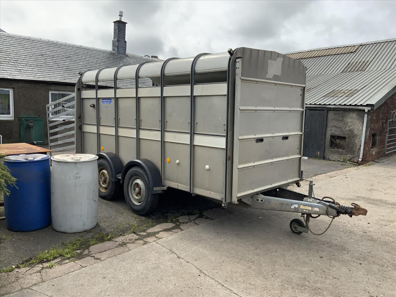 3c8dc4f9-356d-4f99-bc31-b6eae30745ac