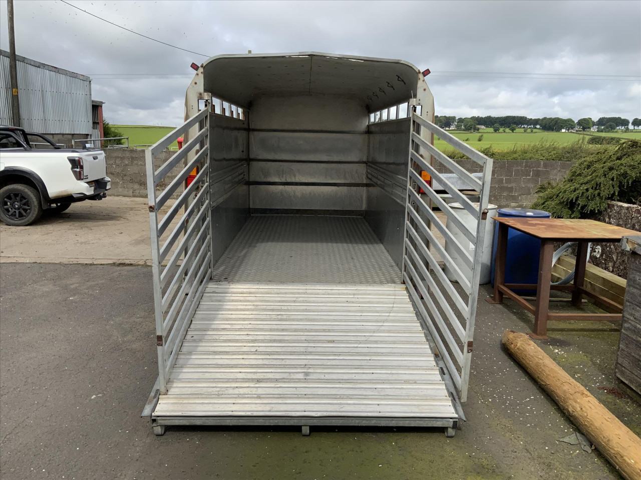 0d471065-71c5-40db-91f3-768f6e2c0720