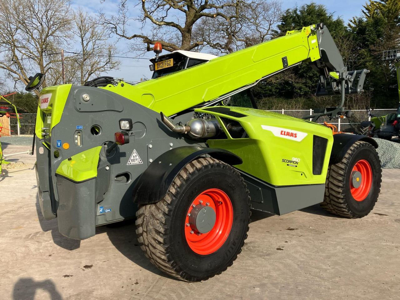 5c68f588-3a30-4b86-8881-2976de1076e2