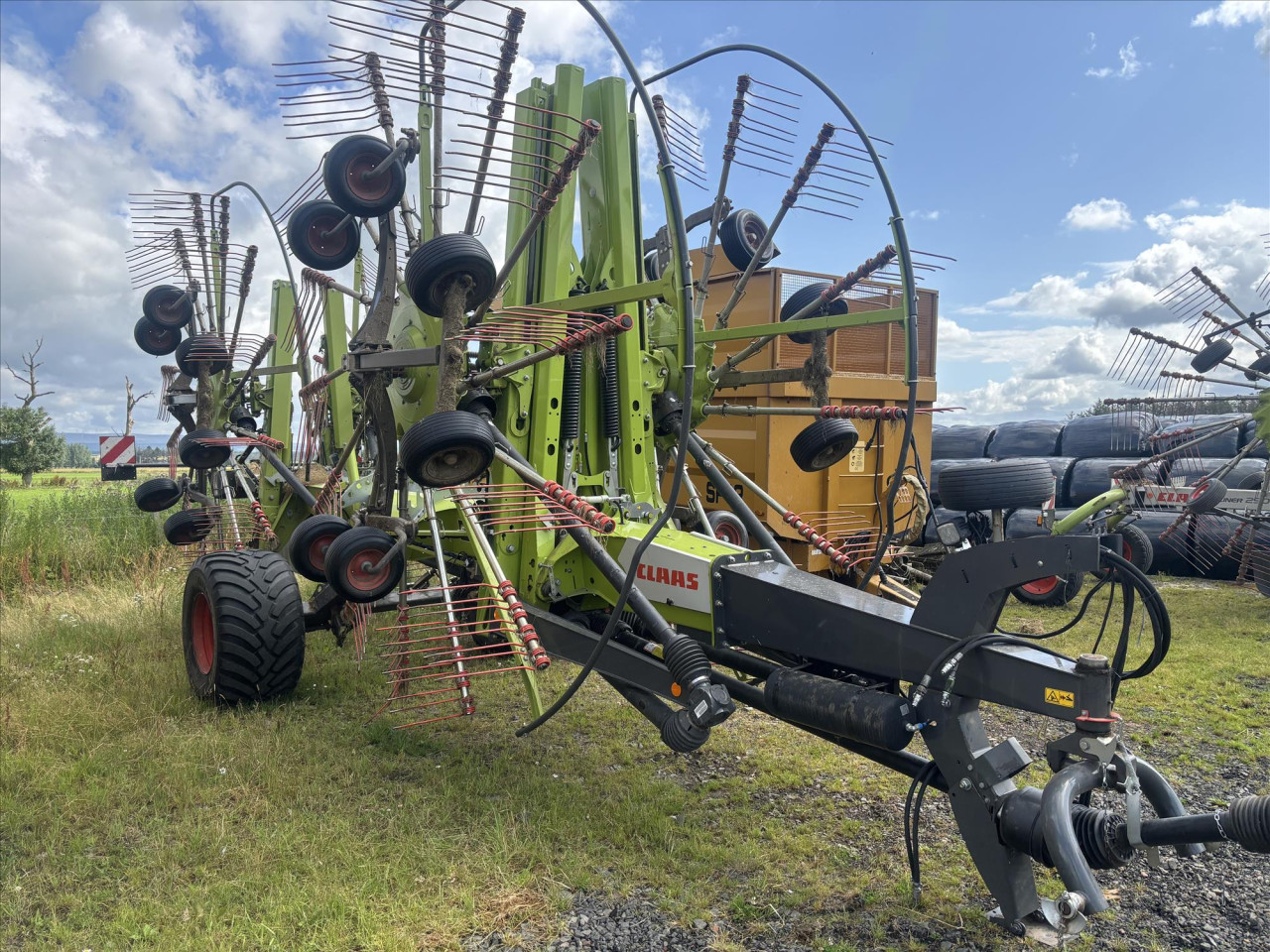 28cf6041-e5be-4741-b2a4-001c41f4ffc0