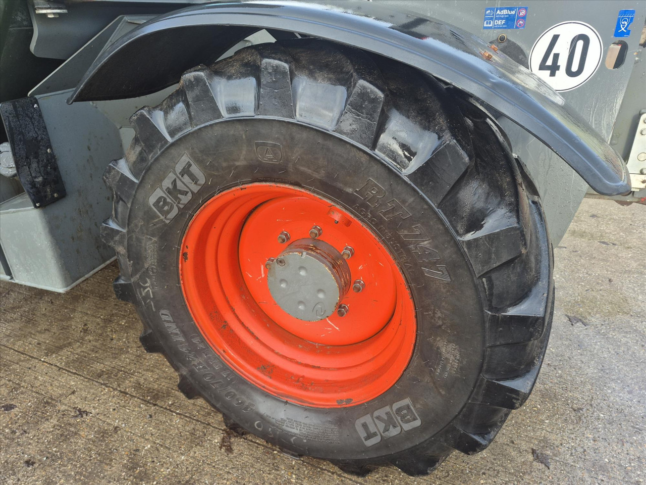 b8203d50-4e0f-4761-b17b-486166913fc0