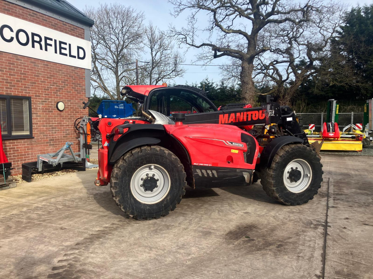 d1703e21-9135-4dde-a11b-1610eeb2da5f