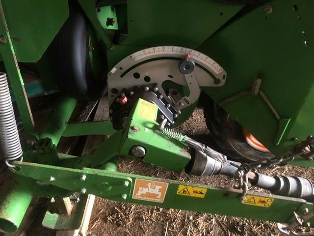 ea065bff-b543-4689-8170-0ac303328d22