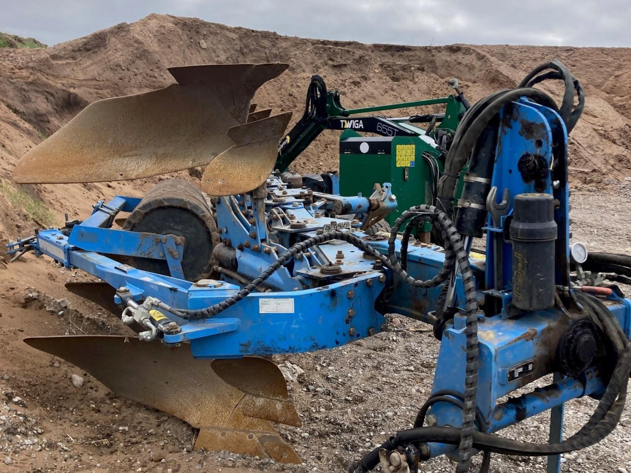 47291632-7ee6-49a5-ac6f-d41a8b168e2b