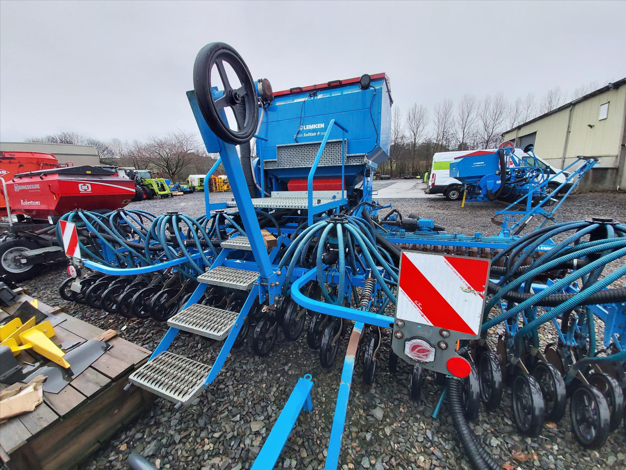 ae4c75f9-83a5-4c3c-8c9f-827f07ec8f38