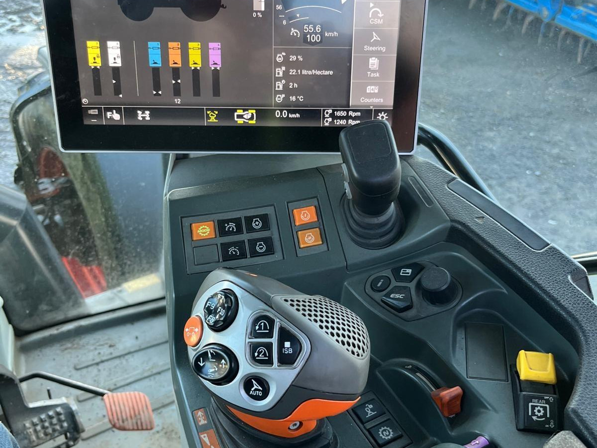 e3b20195-4cdd-42bf-8c79-42a8727d4d1c